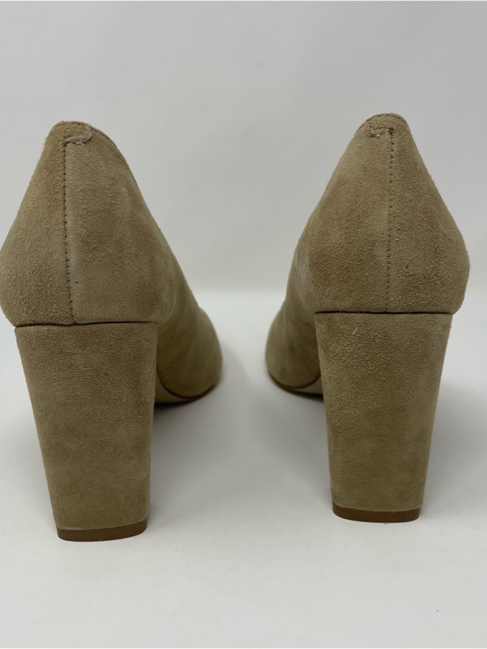 Nine West Josephinao Pointed Toe Block Heel Biege Suede Pumps Size 8 - Picture 7 of 10